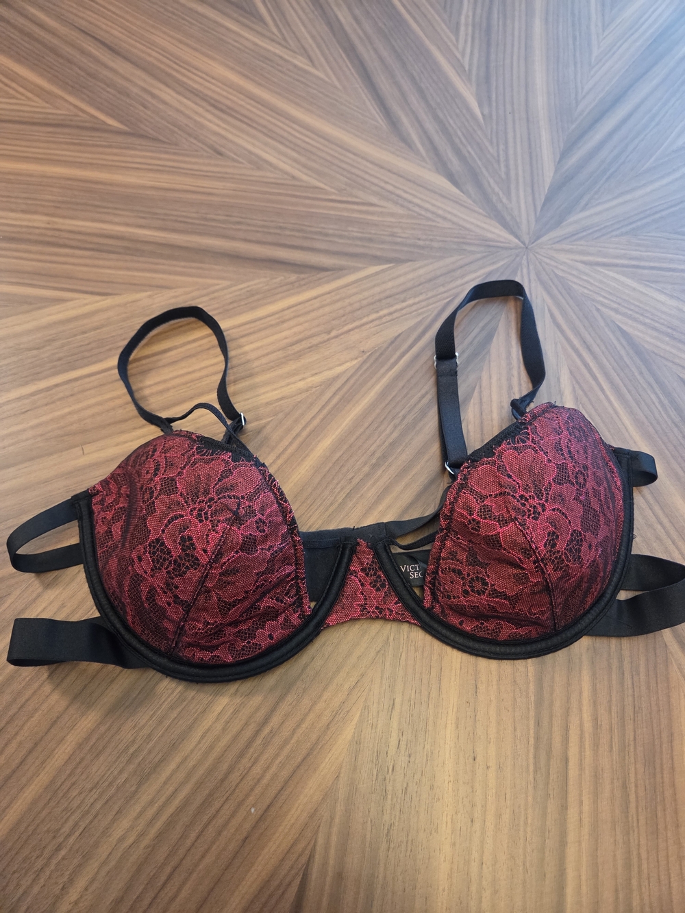 Victoria's Secret Red Lace Push-Up Bra